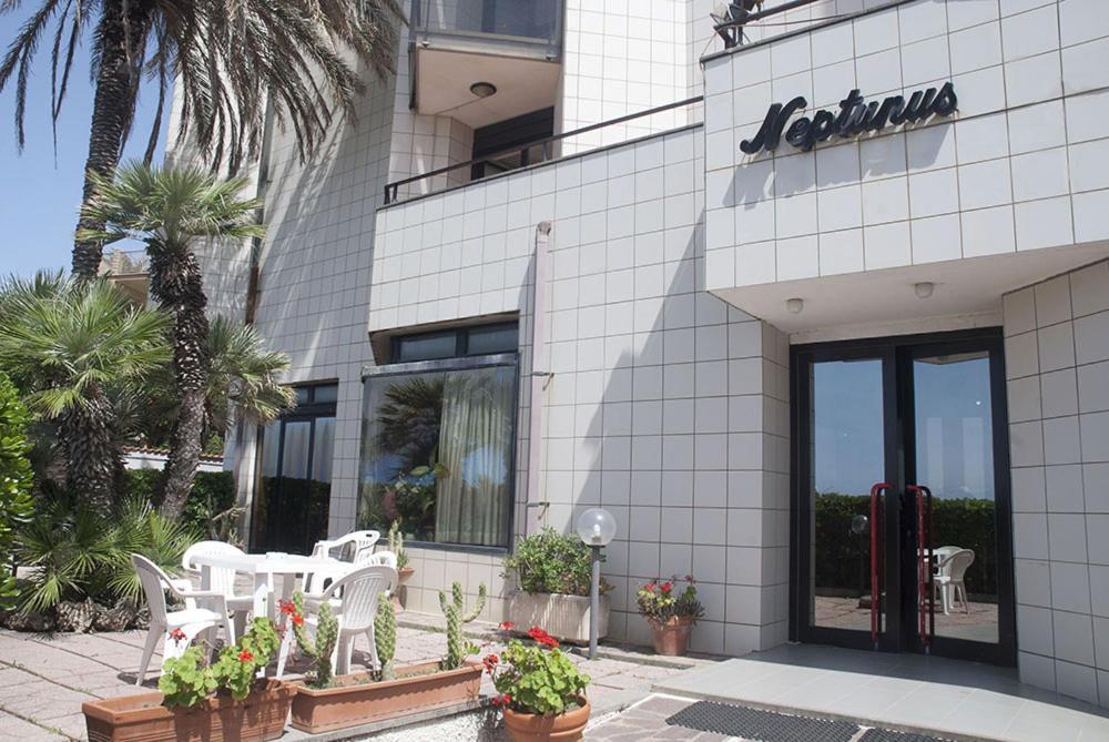 Hotel Neptunus Nettuno Eksteriør billede